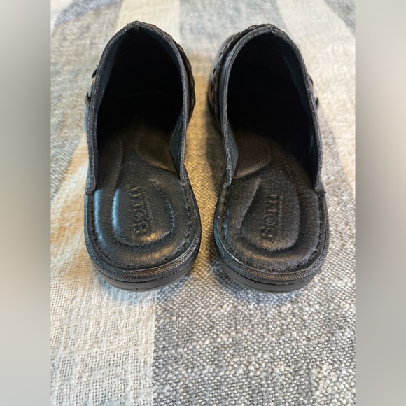 BORN Talquin SZ 9M Black Leather Mules Clogs Whipstitch Strap Buckle Detail - Picture 3 of 8